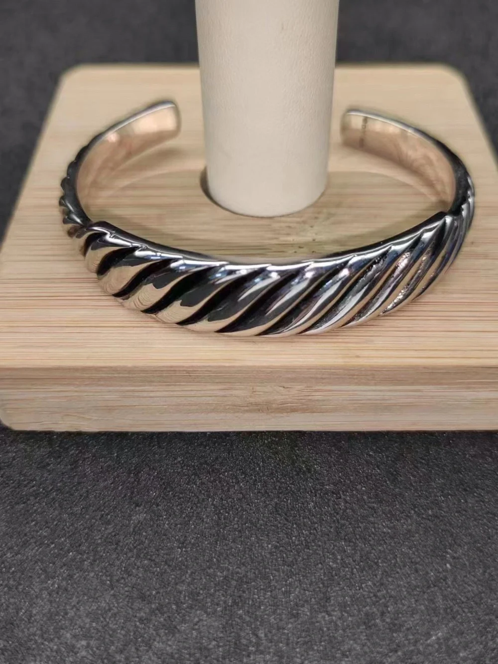 David Yurman Bracelet - Picture 4 of 4